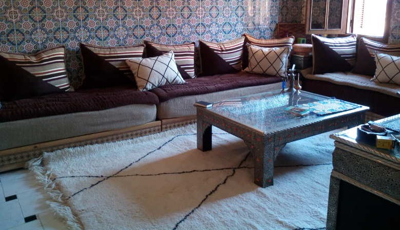 D&eacute;coration du salon et Tapis Beni Ouarain